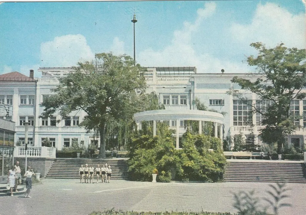 krasnodarskij_kr_tuapse_dvorec_kultury_morjakov