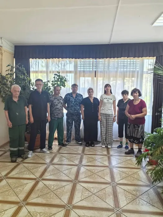 22064